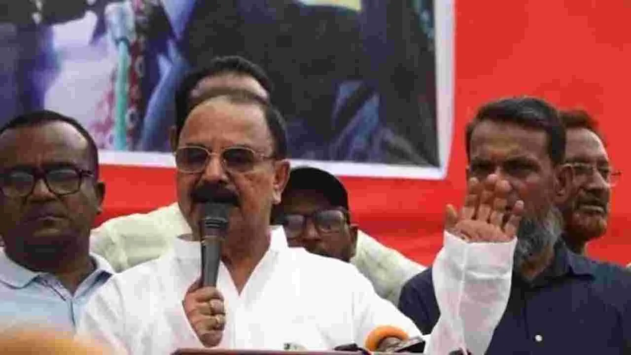 బంగ్లా ఎన్నికల్లో ఢాకా నుంచి హిందూ అభ్యర్థి ఘన విజయం