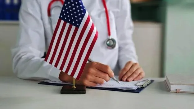 అమెరికాకు హెచ్-1బీ డాక్టర్లు అవసరం.. చట్టసభల సభ్యుల లేఖ