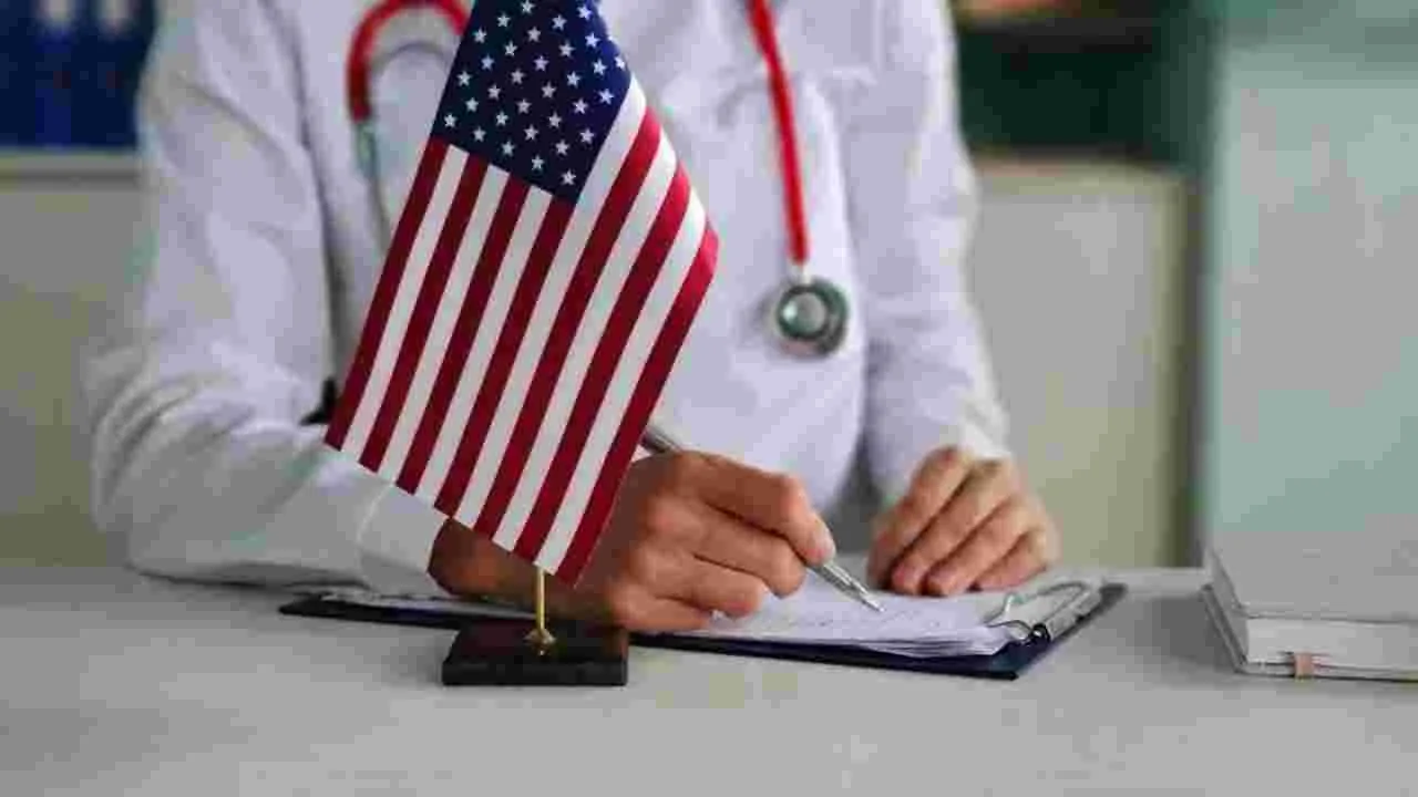 అమెరికాకు హెచ్-1బీ డాక్టర్లు అవసరం.. చట్టసభల సభ్యుల లేఖ