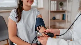 యువతలో బీపీ పెరగడానికి కారణం తెలుసా?