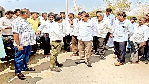    పేపర్‌ మిల్లు భూములు పేదలకిస్తాం --కర్నూలు ఎంపీ