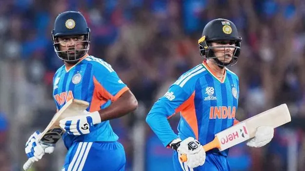 టీ20 డబ్ల్యూసీ ఫైనల్: భారత్ బ్యాటర్ల విధ్వంసం.. కివీస్ టార్గెట్ 256