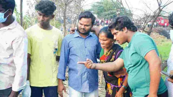 కాకినాడ వేట్లపాలెంలో పేలుడు.. 23 మంది మృతి