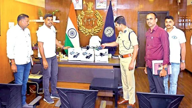 డ్రోన్లతో నేరాల నియంత్రణ