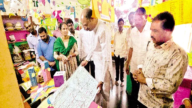 బాగా చదువుకోవాలి: ఎంపీ కలిశెట్టి