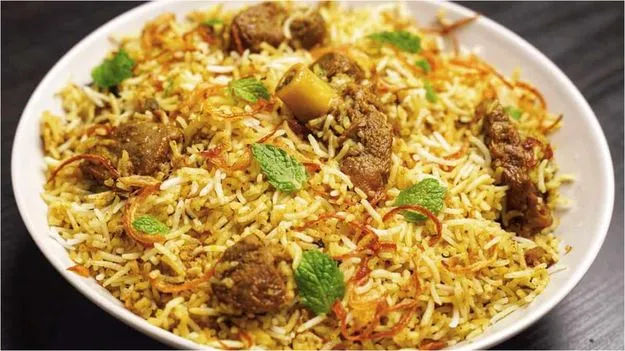 మటన్ బిర్యానీ సింపుల్ రెసిపీ.. ఈ విధంగా చేస్తే సూపర్ టేస్ట్