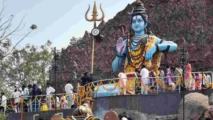 మహా శివరాత్రి ఉత్సవాలు.. కీసర గుట్టకు పోటెత్తిన భక్తజనం