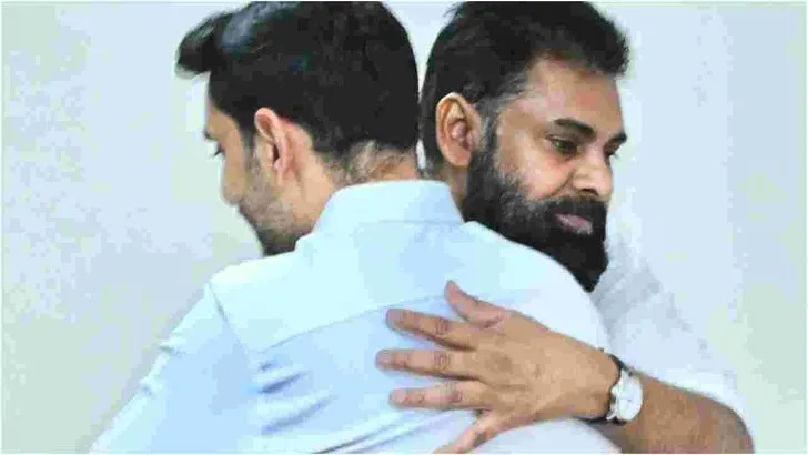 డిప్యూటీ సీఎం పవన్‌తో మంత్రి నారా లోకేశ్ భేటీ