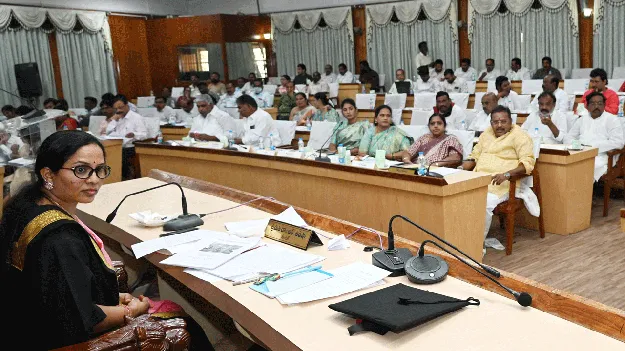 రూ.350కోట్ల బడ్జెట్‌కు కార్పొరేషన్‌ కౌన్సిల్‌ ఆమోదం