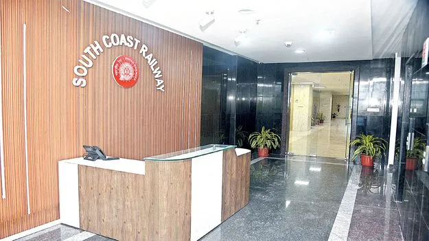 రైల్వే జోన్‌ ఆపరేషన్స్‌కు గ్రీన్‌సిగ్నల్‌