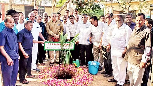  మెరుగైన సేవలు అందించాలి: ఆర్టీసీ ఈడీ