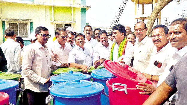 స్వచ్ఛ గ్రామాలుగా తీర్చిదిద్దాలి