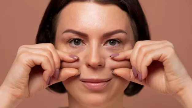 చిన్న వయసులోనే ముడతలా? ఈ చిట్కాలు మీ కోసమే