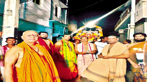 వైభవంగా కామదహనోత్సవం