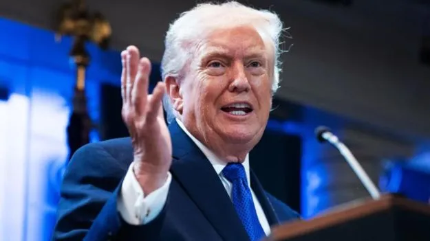 దిగుమతులపై 10 శాతం సుంకం.. ప్రకటించిన శ్వేతసౌధం