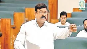 పోస్టింగ్స్‌ ఇవ్వరు.. వీఆర్‌లో జీతాలివ్వరు