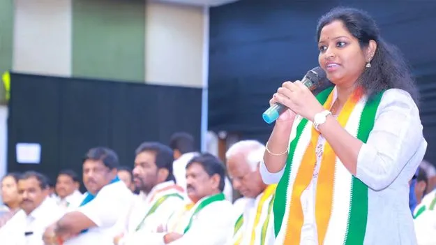 కడియం కావ్యపై ఎస్‌ఈసీకి బీఆర్‌ఎస్‌ ఫిర్యాదు