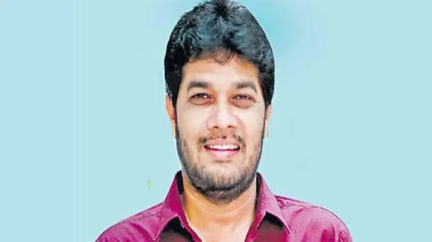 వైసీపీ ఎమ్మెల్సీ అనంతబాబు సతీమణికి నాన్ బెయిలబుల్ వారెంట్ జారీ..