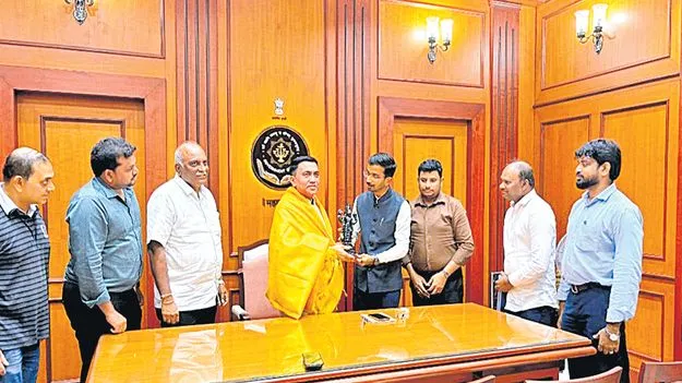 ఈ-గవర్నెన్స్‌పై ఏపీ సహకారం తీసుకుంటాం 