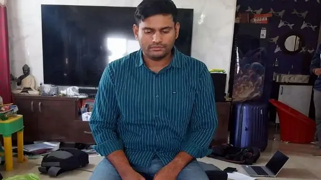 గజ్వేల్‌ తహసీల్దార్‌ అరెస్టు