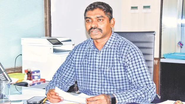 5లోపు హాజరవ్వండి