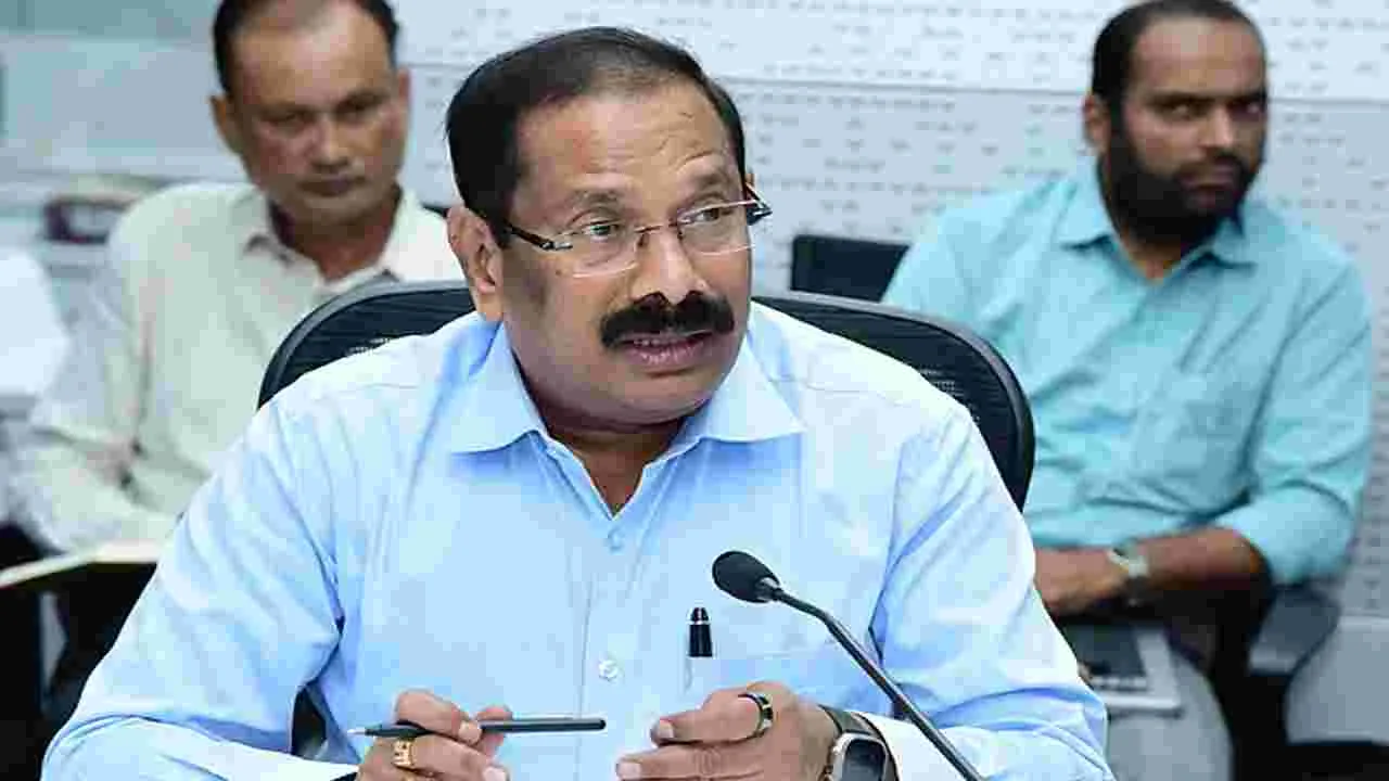 మనమిత్ర వాట్సాప్‌ సేవలపై ప్రత్యేక డ్రైవ్‌: సీఎస్‌