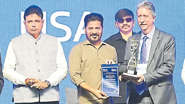 లైఫ్‌ సైన్సెస్‌లో.. 2030 నాటికి 5 లక్షల మందికి ఉద్యోగాలు 