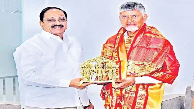 చంద్రబాబుతో తెలంగాణ మంత్రి తుమ్మల భేటీ