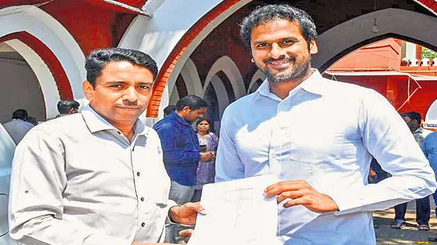 డిప్యూటీ కలెక్టర్‌గా టెన్నిస్‌ స్టార్‌ సాకేత్‌