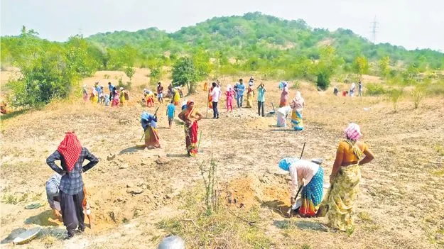 ఉపాధిలో ఏపీ టాప్‌