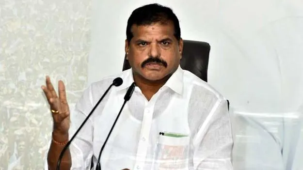 కల్తీ పాల ఘటన ప్రభుత్వ అసమర్థతే: బొత్స 