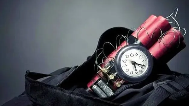 కోర్టులకు మళ్లీ బాంబు బెదిరింపులు