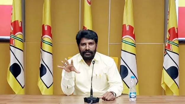 ప్రజలపై జగన్‌ ప్రతీకార యాత్రలు