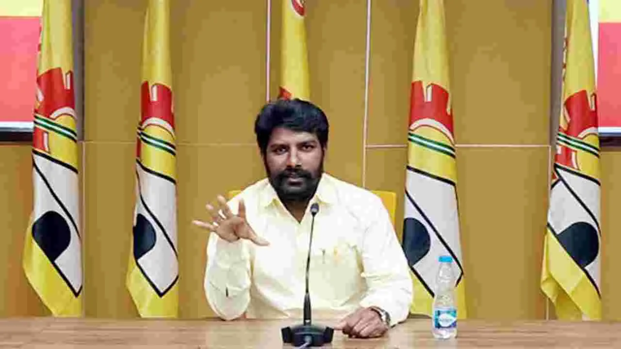 ప్రజలపై జగన్‌ ప్రతీకార యాత్రలు