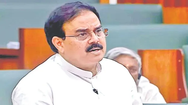 గత ప్రభుత్వ పొరపాట్లు సరిదిద్దాం: నాదెండ్ల 