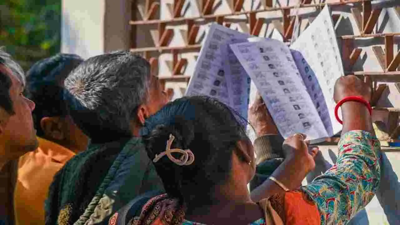 పశ్చిమ బెంగాల్ ఎస్ఐఆర్ తుదిజాబితా విడుదల