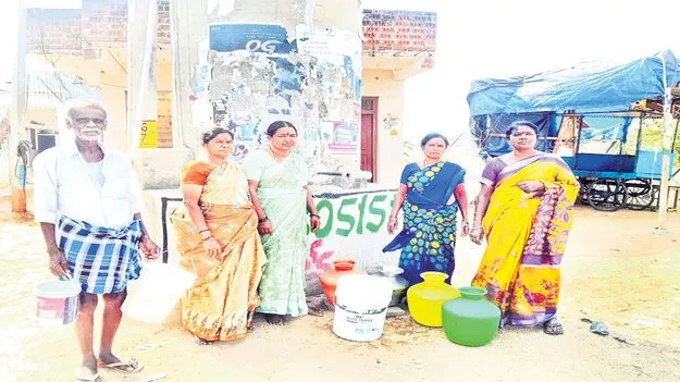 అప్పుడే నీటి ఇక్కట్లు