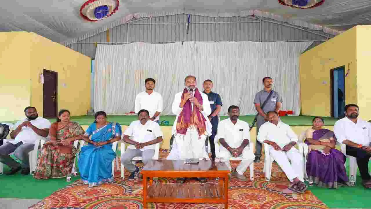 కాంగ్రెస్‌, బీజేపీలకు ఓటర్ల తీర్పు గుణపాఠం..