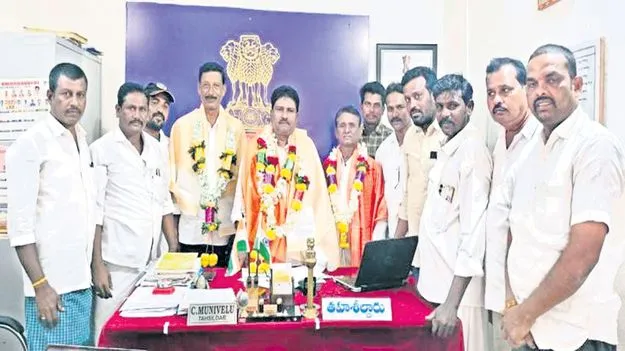 కమీషన విడుదలపై డీలర్ల హర్షం