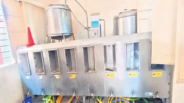 దిష్టిబొమ్మలా ఆర్వో ప్లాంట్‌ 