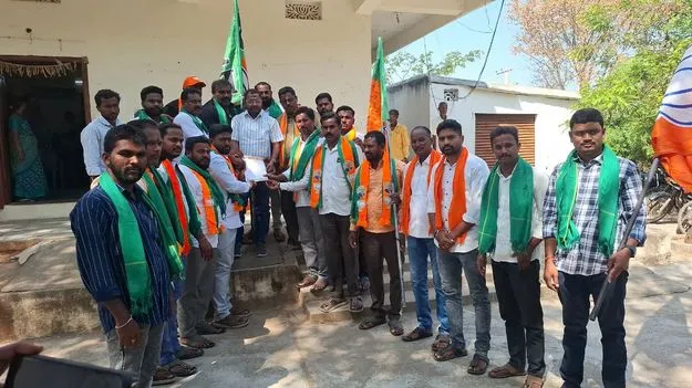 రైతుల ఖాతాల్లో డబ్బులు జమ చేయాలి