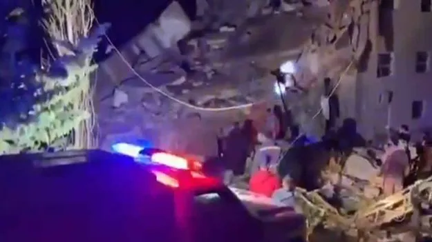 లెబనాన్‌పై ఇజ్రాయెల్ బాంబుల వర్షం.. 19 మంది మృతి