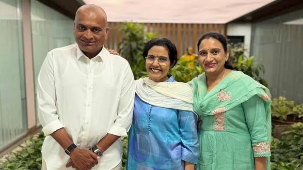 చంద్రబాబుపై బండ్ల గణేశ్ అభిమానం మరువలేనిది: భువనేశ్వరి