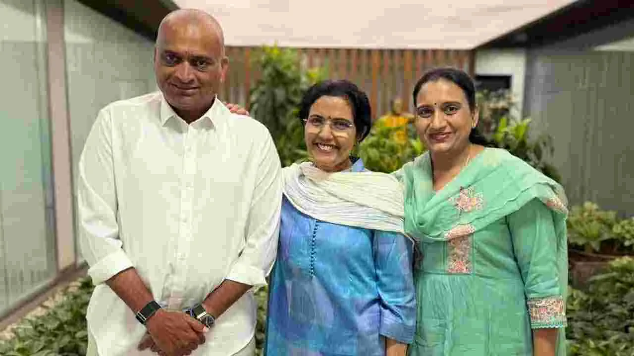 చంద్రబాబుపై బండ్ల గణేశ్ అభిమానం మరువలేనిది: భువనేశ్వరి