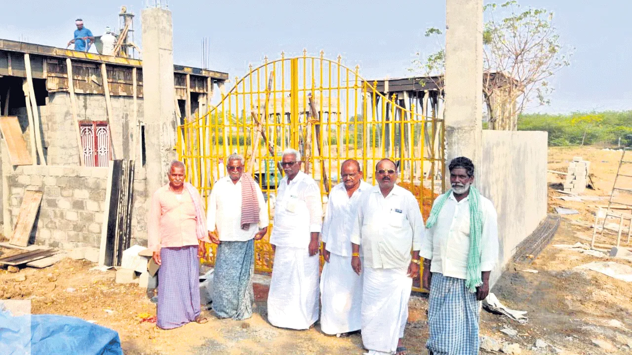 శ్మశానవాటిక అభివృద్ధి పనులు వేగవంతం