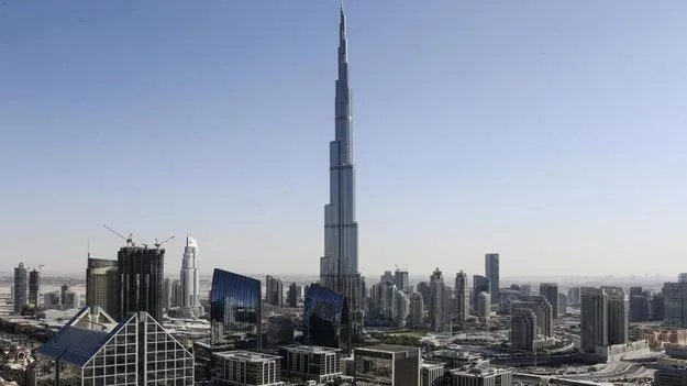 దుబాయ్‌లో హై టెన్షన్.. బుర్జ్ ఖలీఫా ఖాళీ..