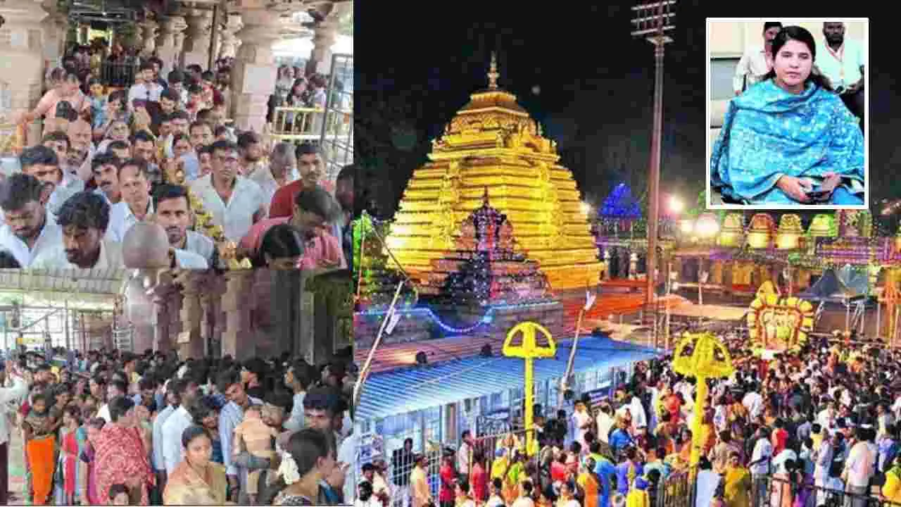 ఉచిత దర్శన మార్గంలో శ్రీవారిని దర్శించుకున్న ఆ జిల్లా కలెక్టర్..