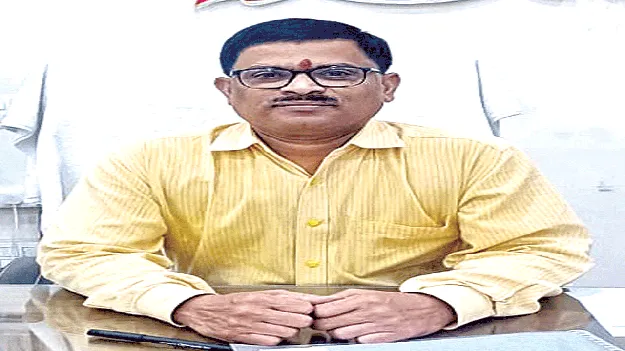 శ్రీకాకుళం కమిషనర్‌ సస్పెన్షన్‌ 