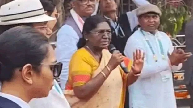 రాష్ట్రపతి ఈవెంట్‌కు మమత డుమ్మా.. ప్రోటోకాల్ నిబంధనల ఉల్లంఘన..