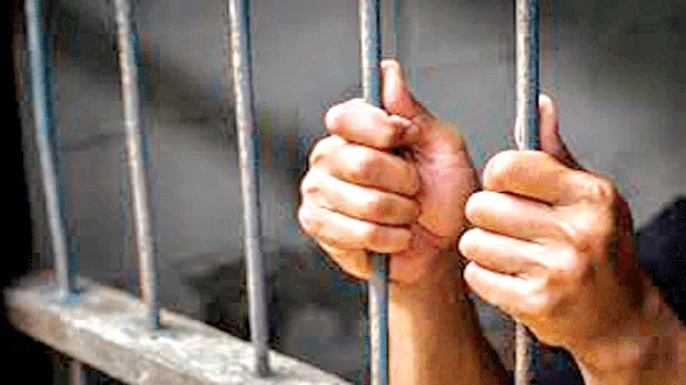 20 years in jail for cheating a girl బాలికను మోసం చేసినందుకు 20 ఏళ్ల జైలు